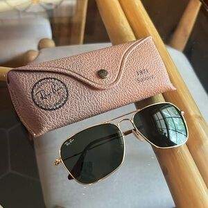 Ray-Ban 3136 Caravan - lightly used